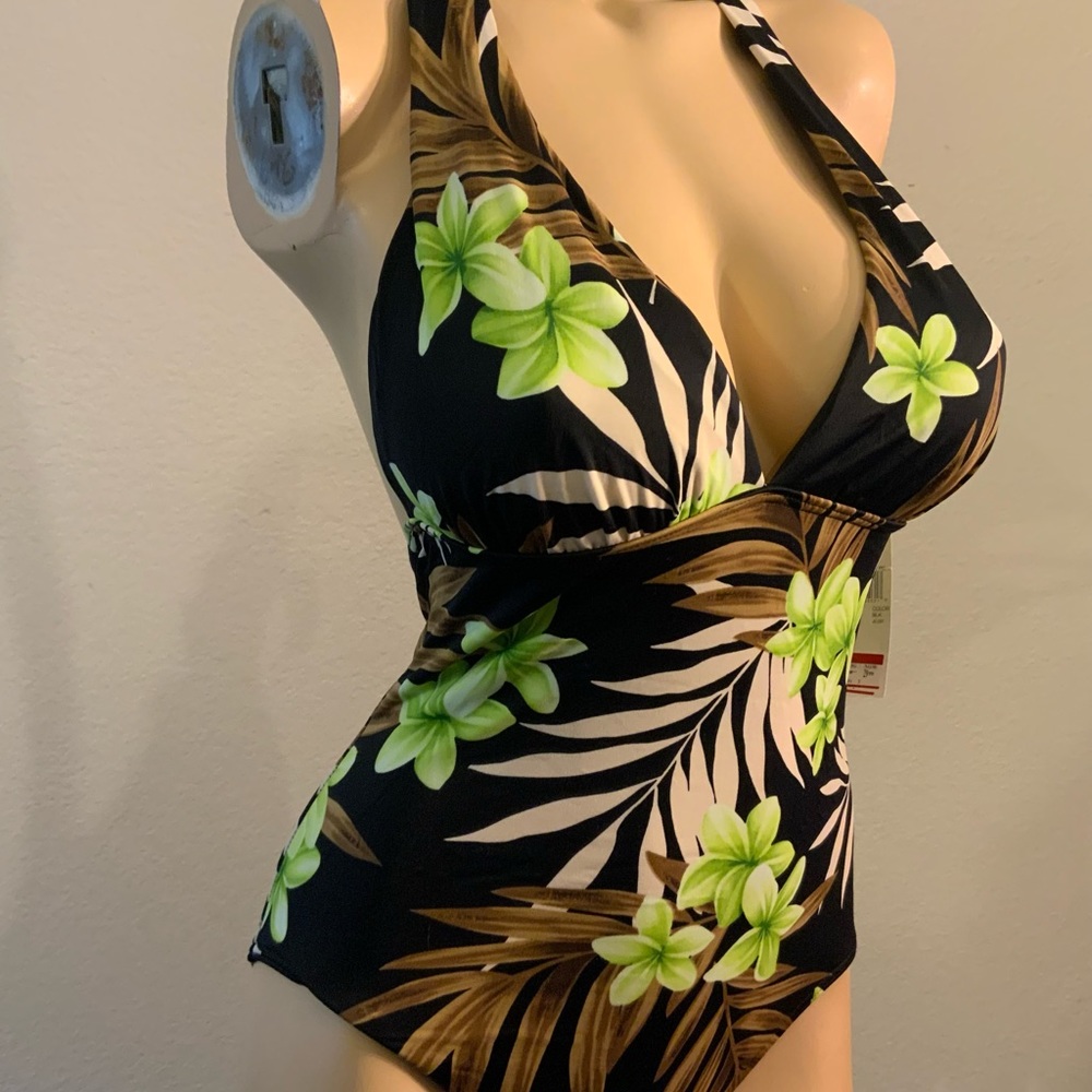 Leilani swimsuit one piece swimwear tropical print halter slenderizing NWT 6-12
